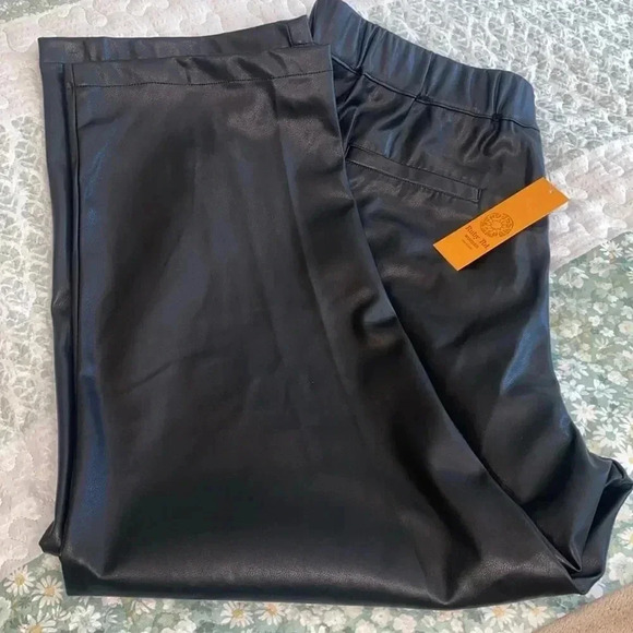 Ruby Rd Faux Leather Pants NWT Size 18W - Picture 5 of 13